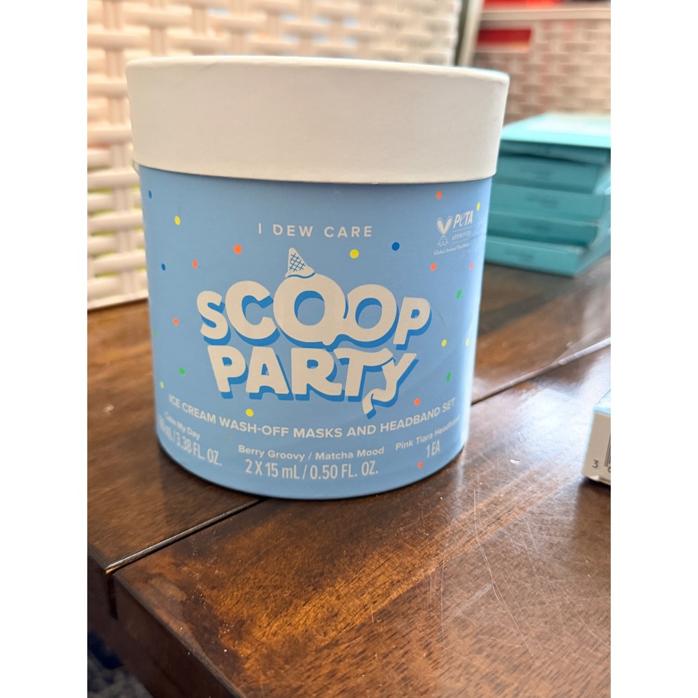 I Dew Care Scoop Party Ice Cream Wash-Off‎ Mask Set and Headband Kit